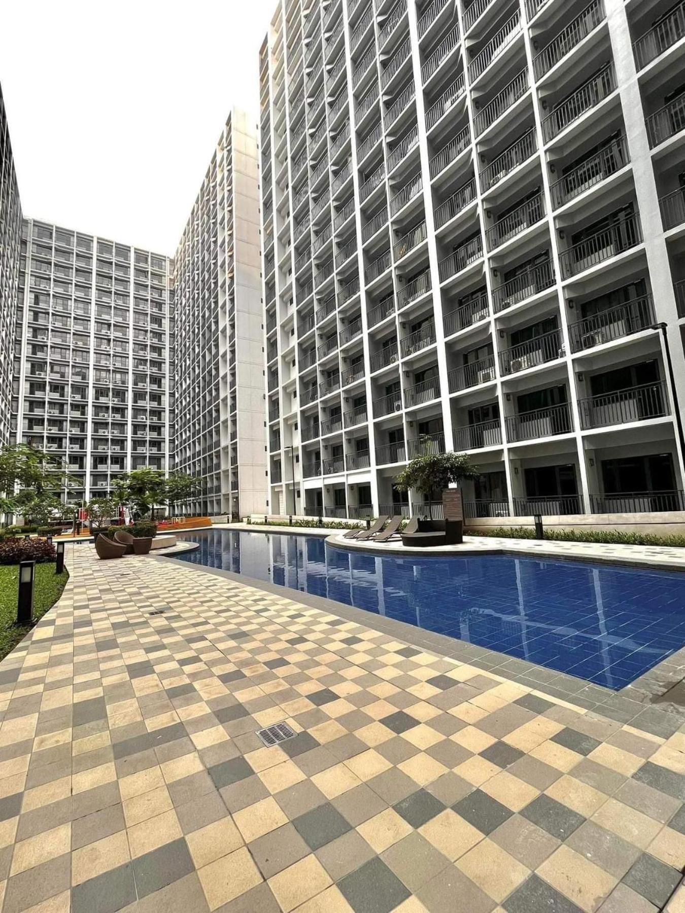 Shore 2 Residences High Speed Internet Walking Distance To Moa And Ikea Manila Zewnętrze zdjęcie
